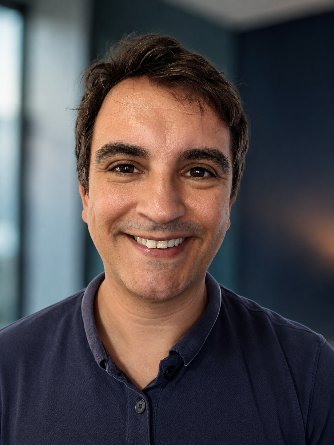 Pedro Reis, Agente de Seguros